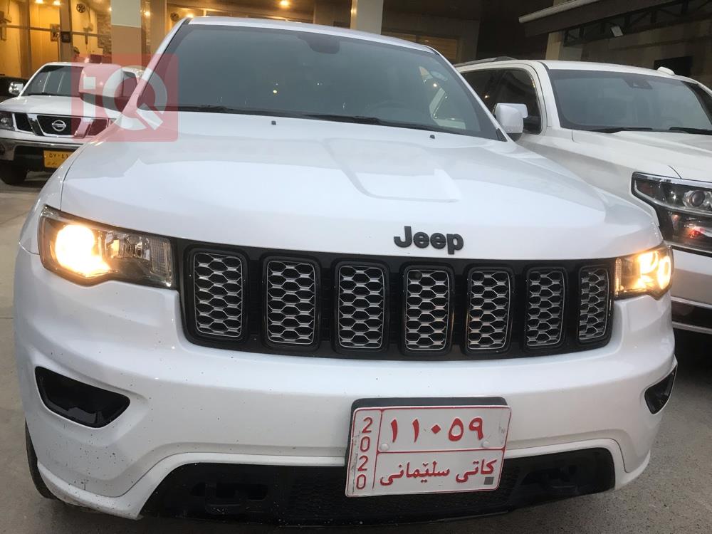 جیپ گراند شیرۆکی